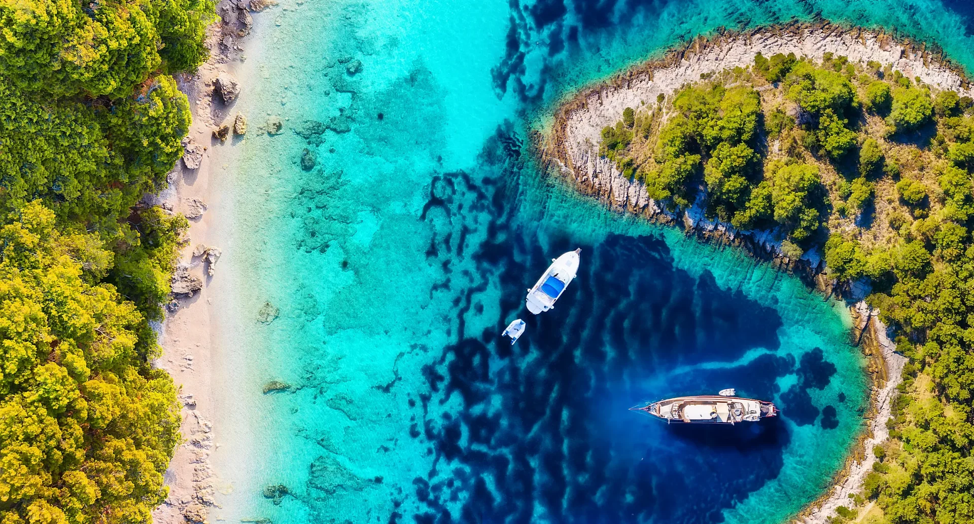 Hidden turquoise bays, secluded beaches, and crystal-clear waters make Croatia's Adriatic coastline a paradise for gulet charters and island-hopping adventures.
