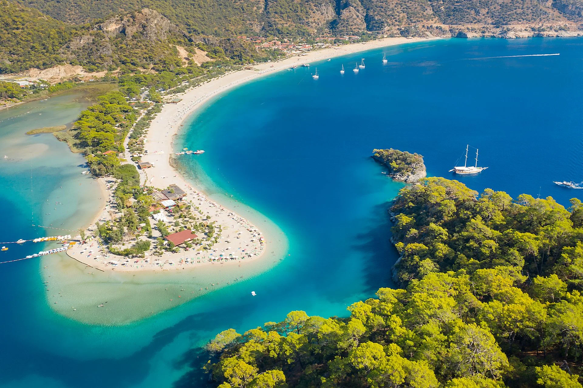 Luxury Gulet Charter in Turkey: Complete Blue Cruise Guide 2