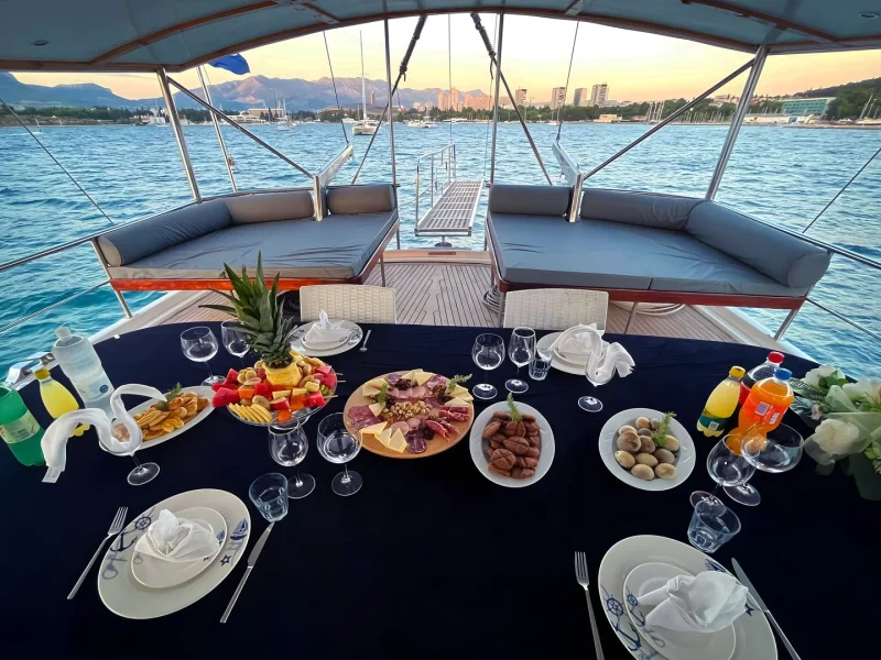 Split to Split - Image 2